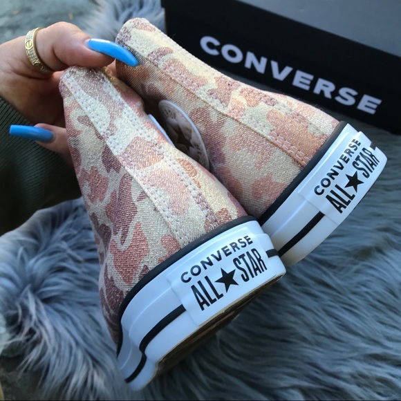NWB ✨ CONVERSE ROSEGOLD SHIMMER CAMO CHUCKS - Picture 3 of 7